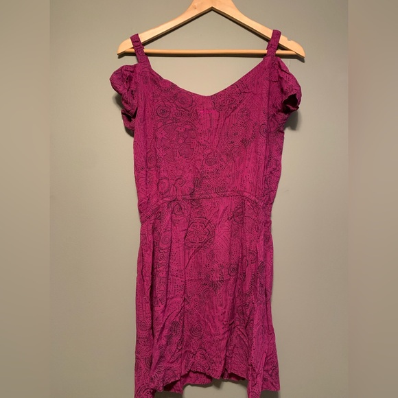 Insight Dress - Picture 3 of 5